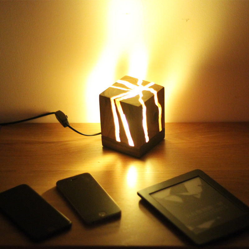 Wooden Crack Night Lamp